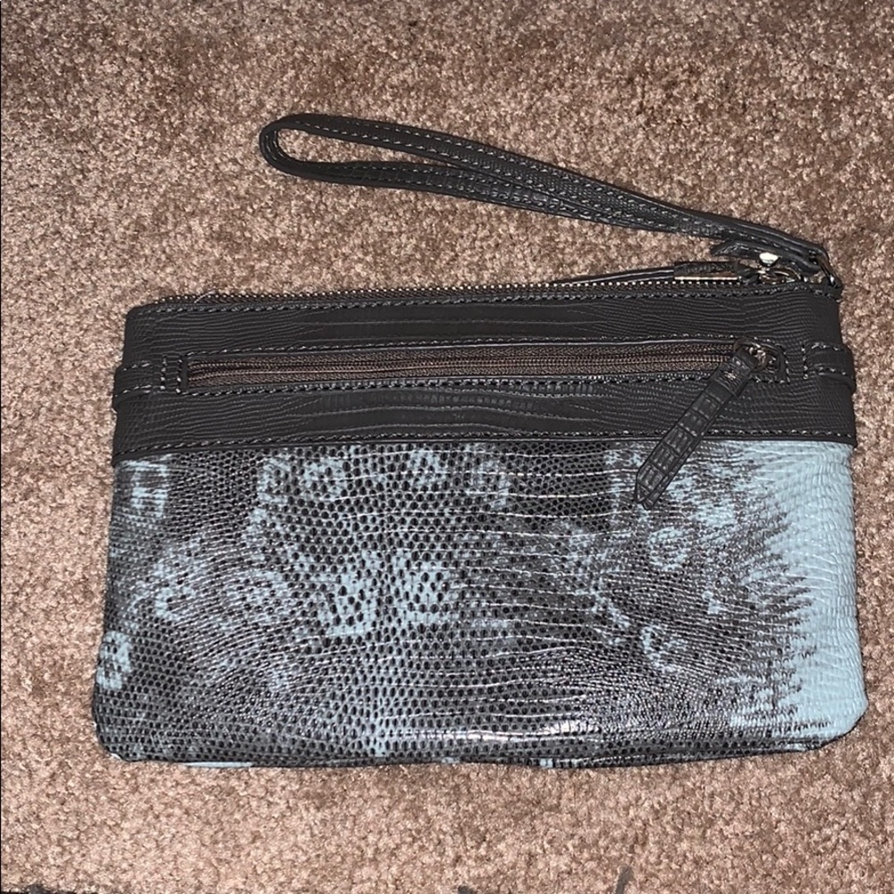 Simply Vera Vera Wang Wristlet - Picture 3 of 7